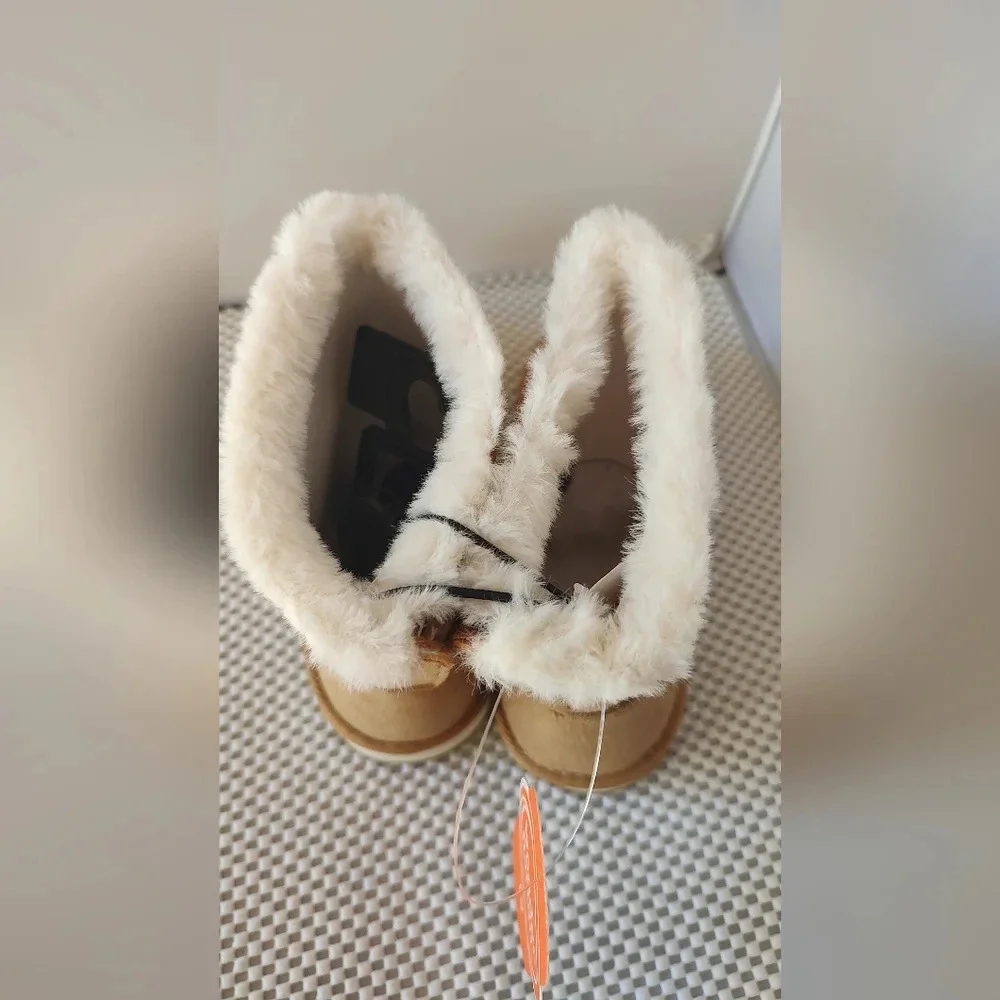 Wonder Nation Toddler Girls Faux Shearling Boots Chestnut Warm lining NWT